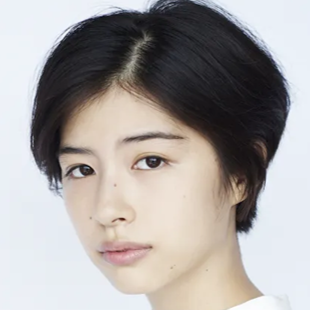 佐久間由衣