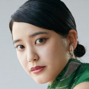 山崎紘菜