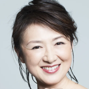 赤間麻里子