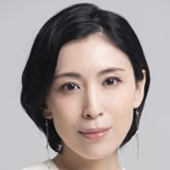 雛形あきこ