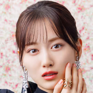 山下美月