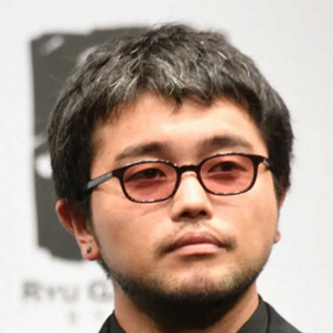 井口理（King Gnu）