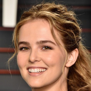 Zoey Deutch