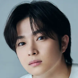 曽田陵介