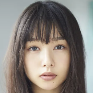桜井日奈子