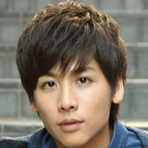 池岡亮介