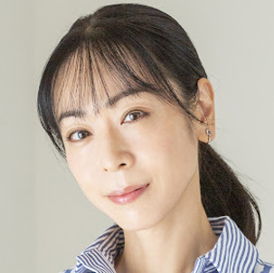 遊井亮子