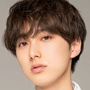 尾崎匠海（INI）